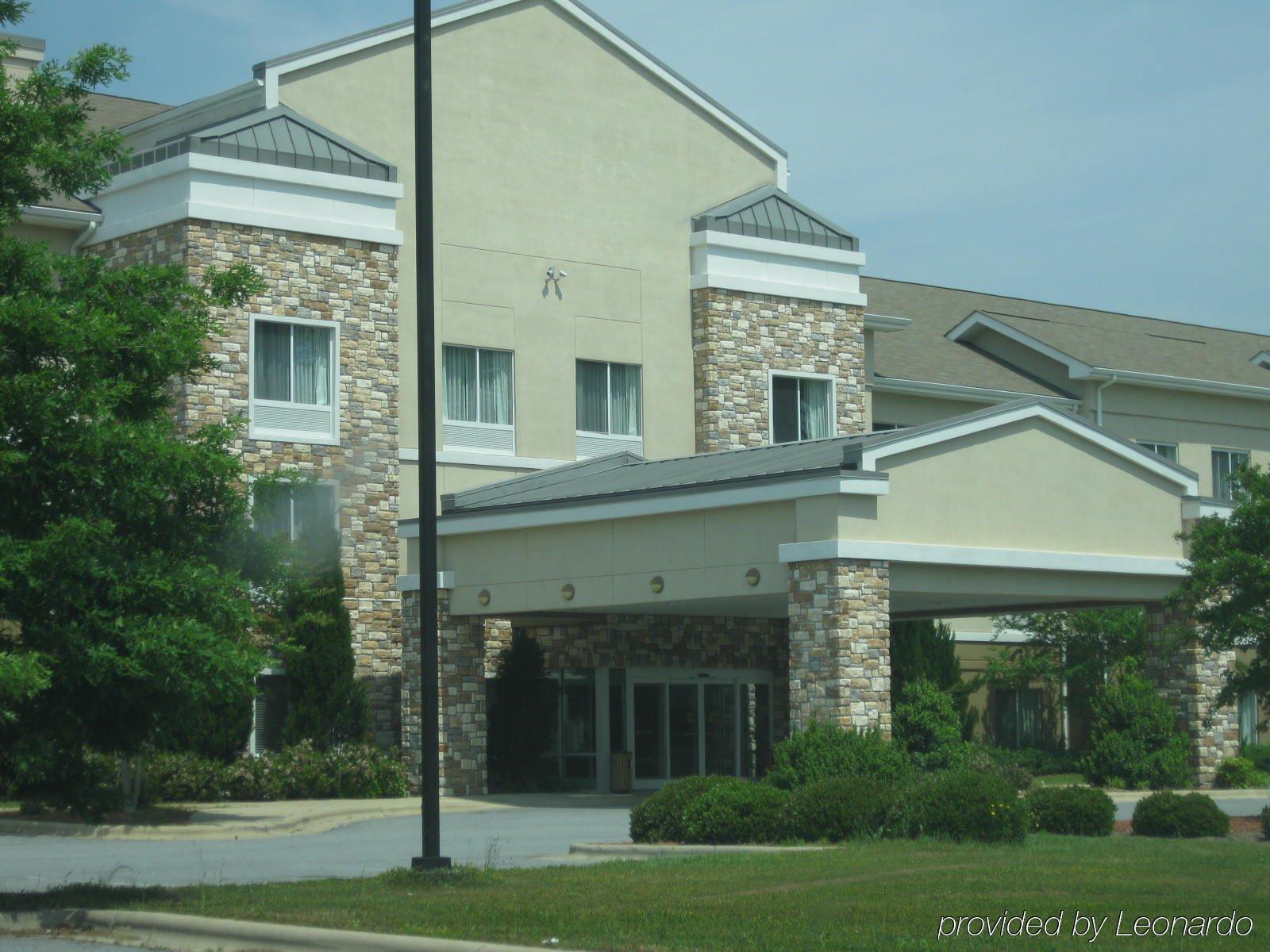 Express By Ihg Hotel