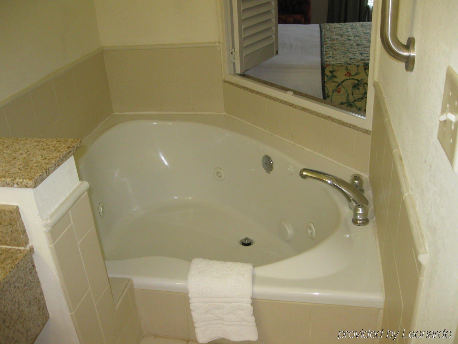 Hotel Express By Ihg Williamston