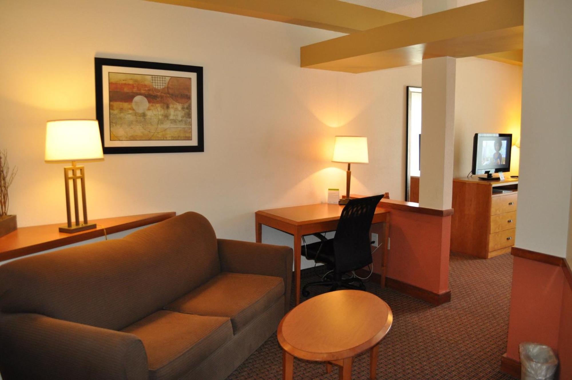 Express By Ihg 2*